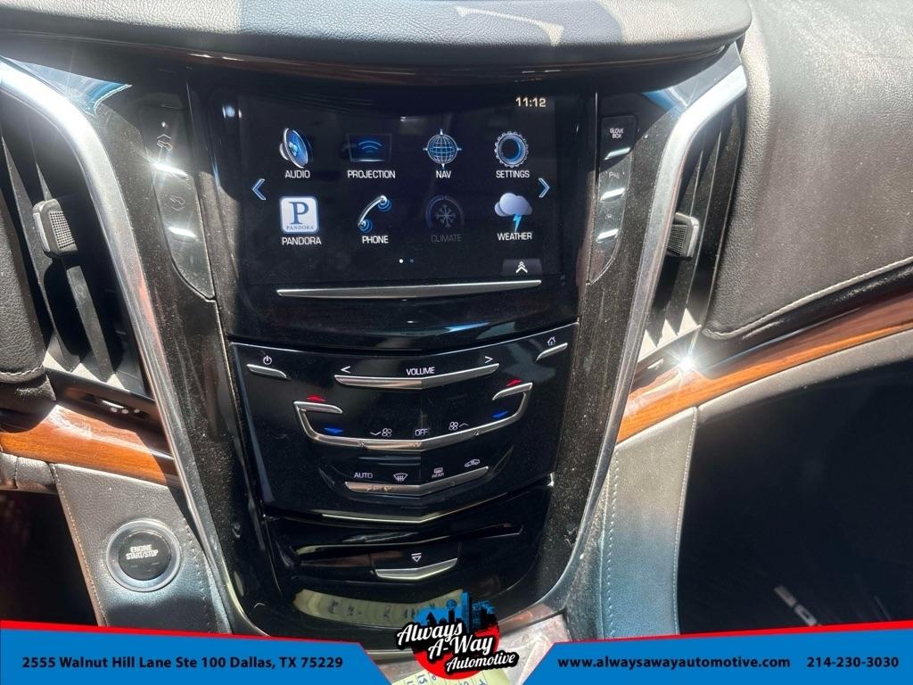 Cadillac Escalade Luxury 2WD 2016