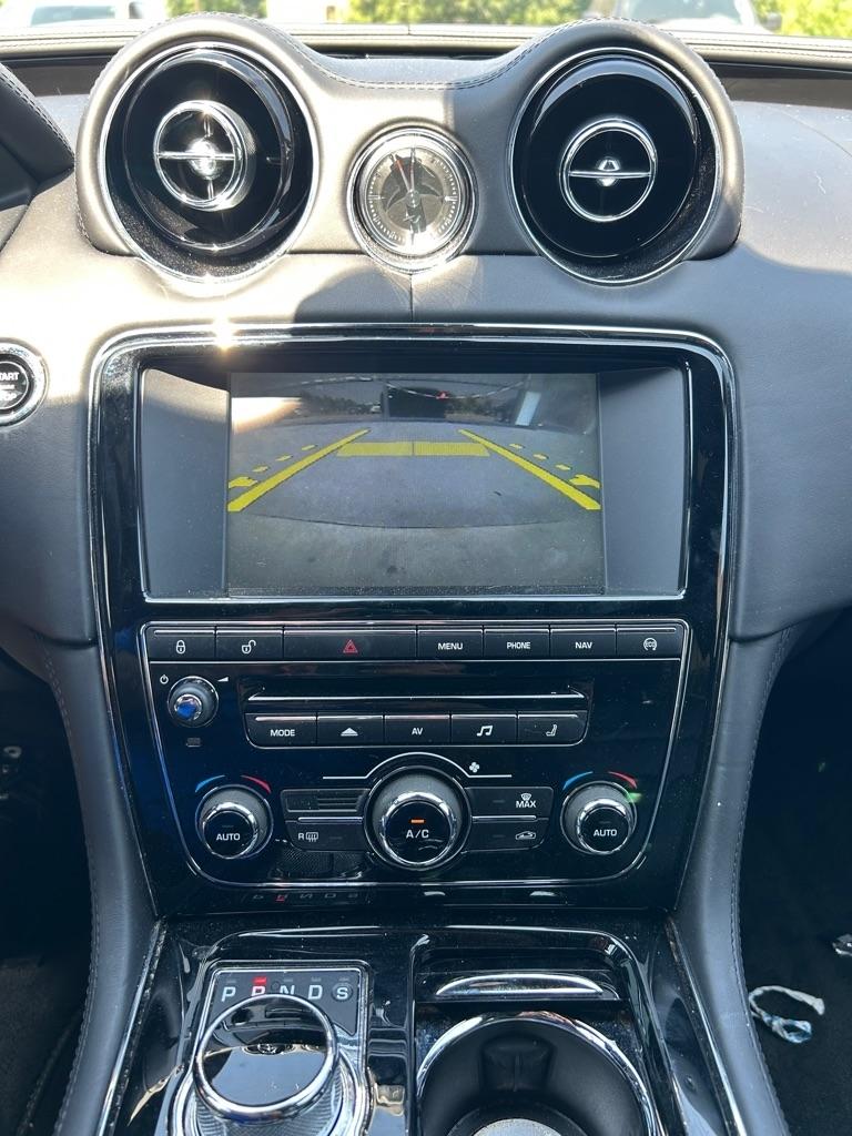 Jaguar XJ-Series XJ AWD 2015