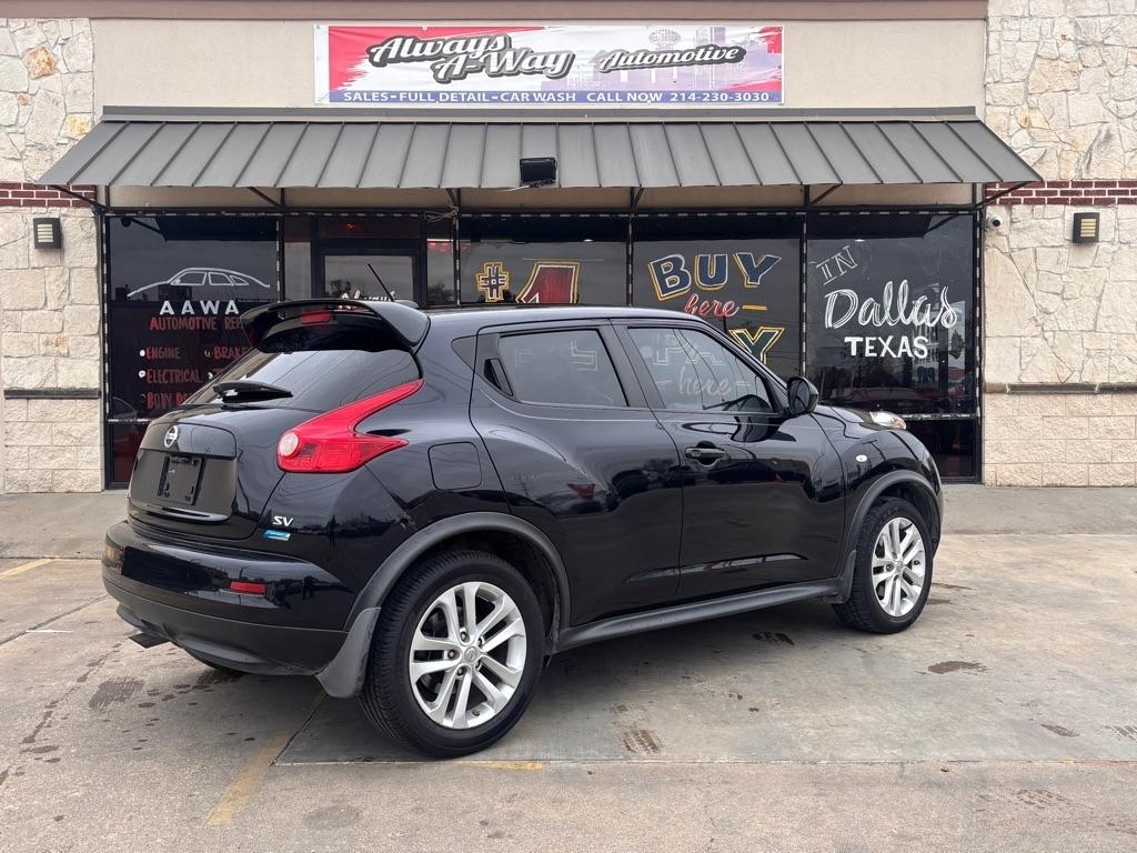 Nissan Juke S FWD 2012