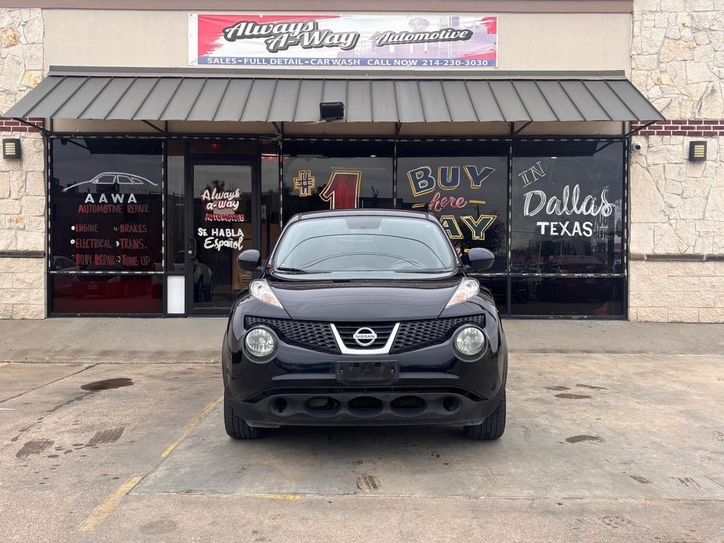 Nissan Juke S FWD 2012