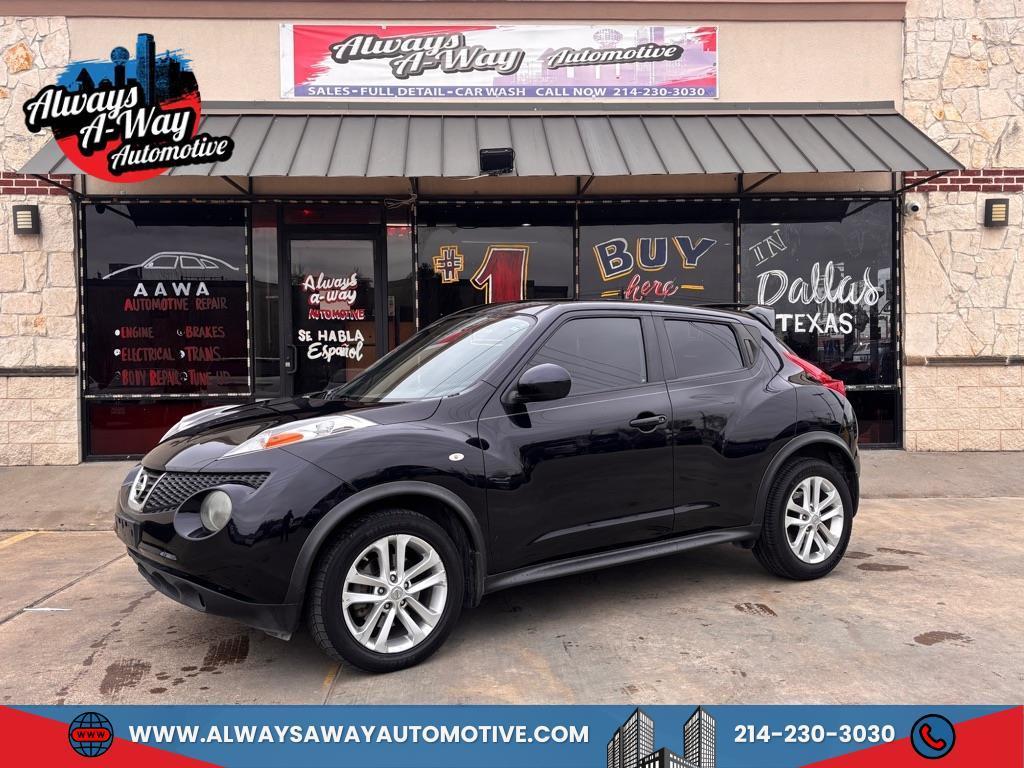 Nissan Juke S FWD 2012