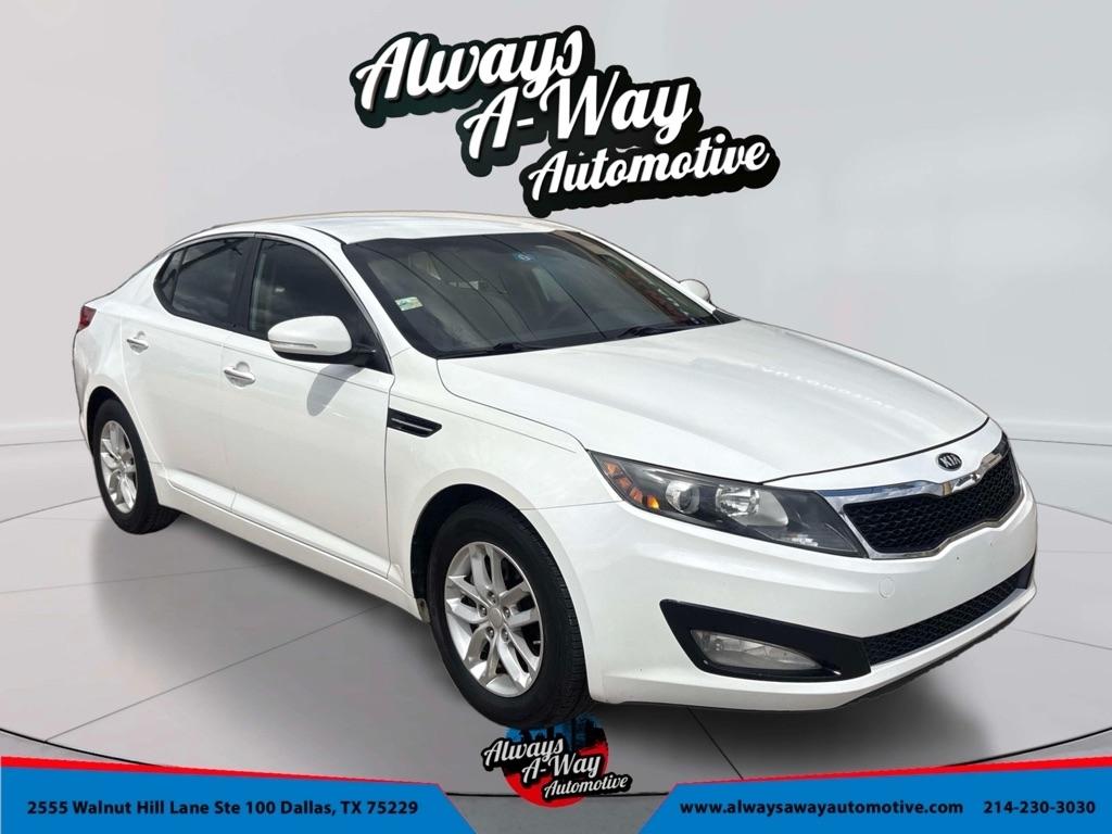 Kia Optima LX MT 2013