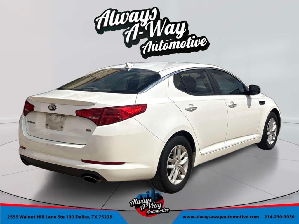 Kia Optima LX MT 2013