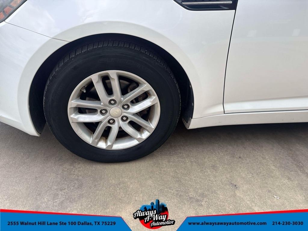 Kia Optima LX MT 2013