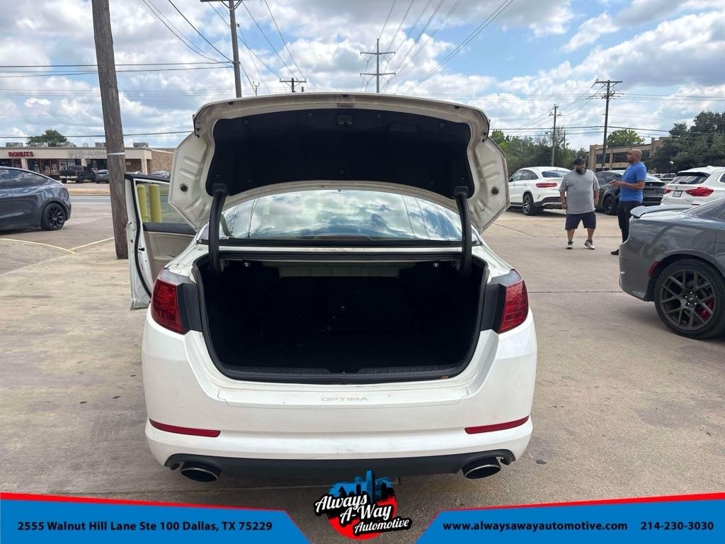 Kia Optima LX MT 2013