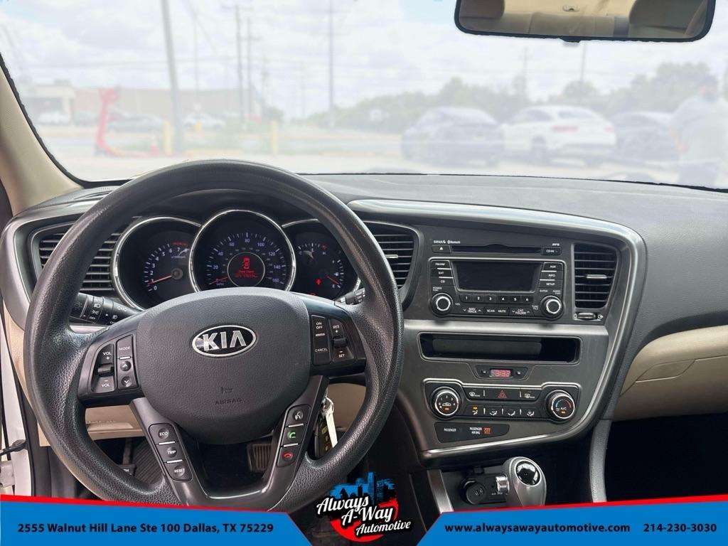 Kia Optima LX MT 2013