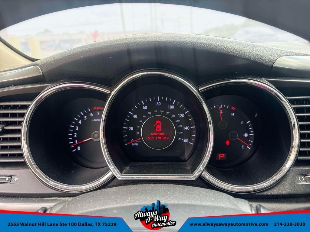 Kia Optima LX MT 2013