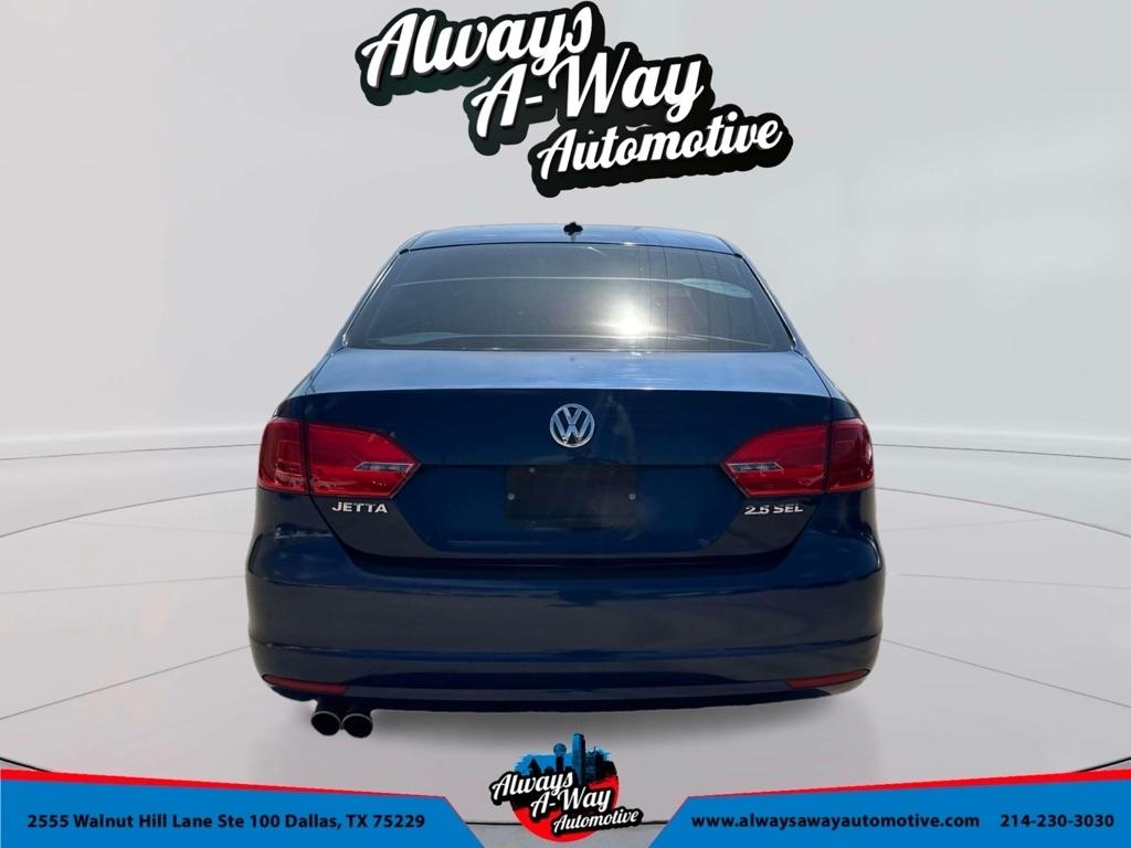 Volkswagen Jetta SEL PZEV 2011