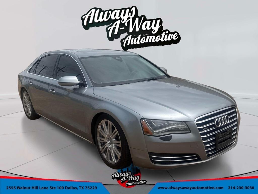 Audi A8 4.2L quattro 2011