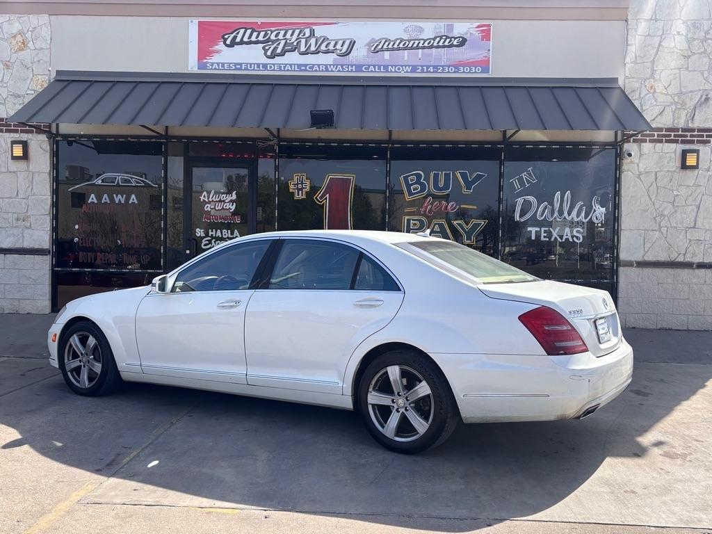 Mercedes-Benz S-Class S550 2010
