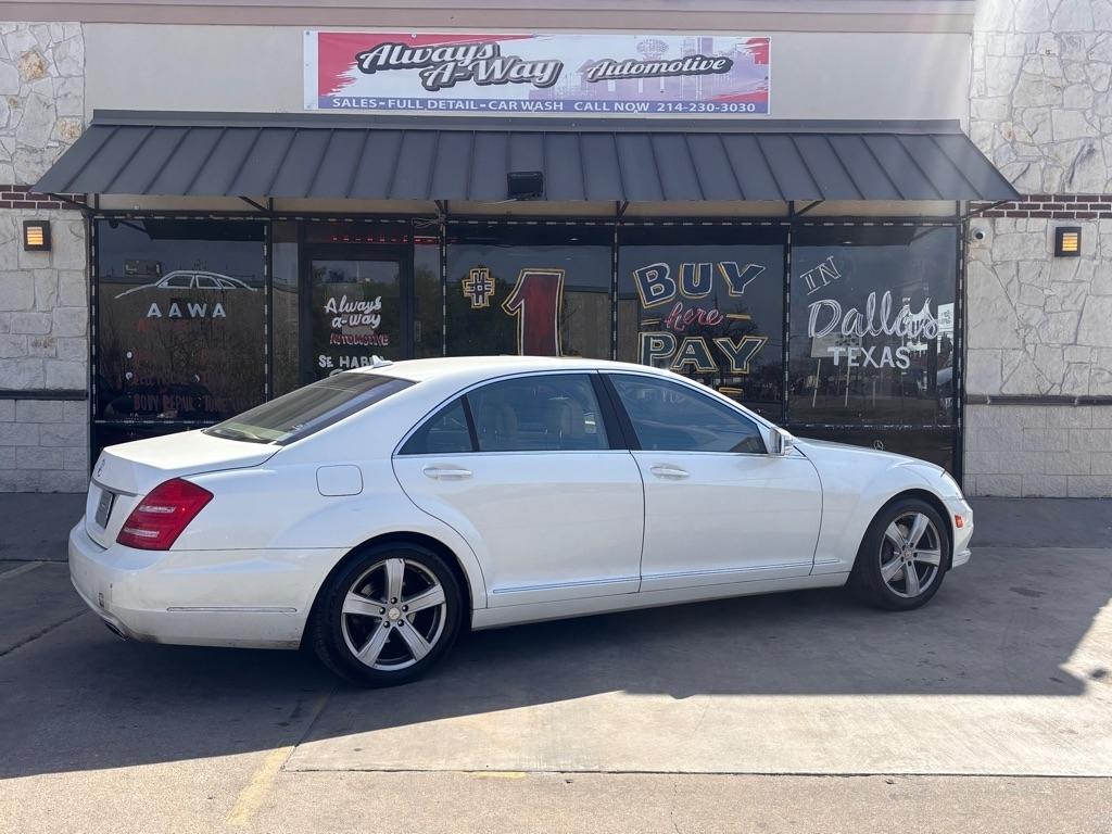 Mercedes-Benz S-Class S550 2010