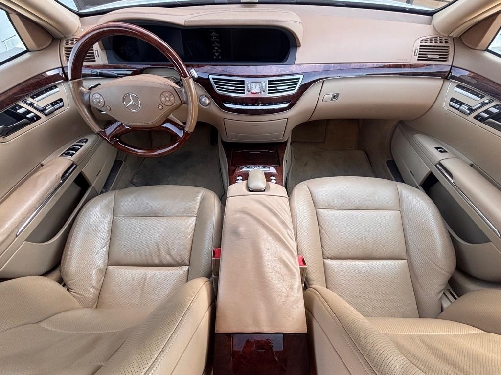 Mercedes-Benz S-Class S550 2010