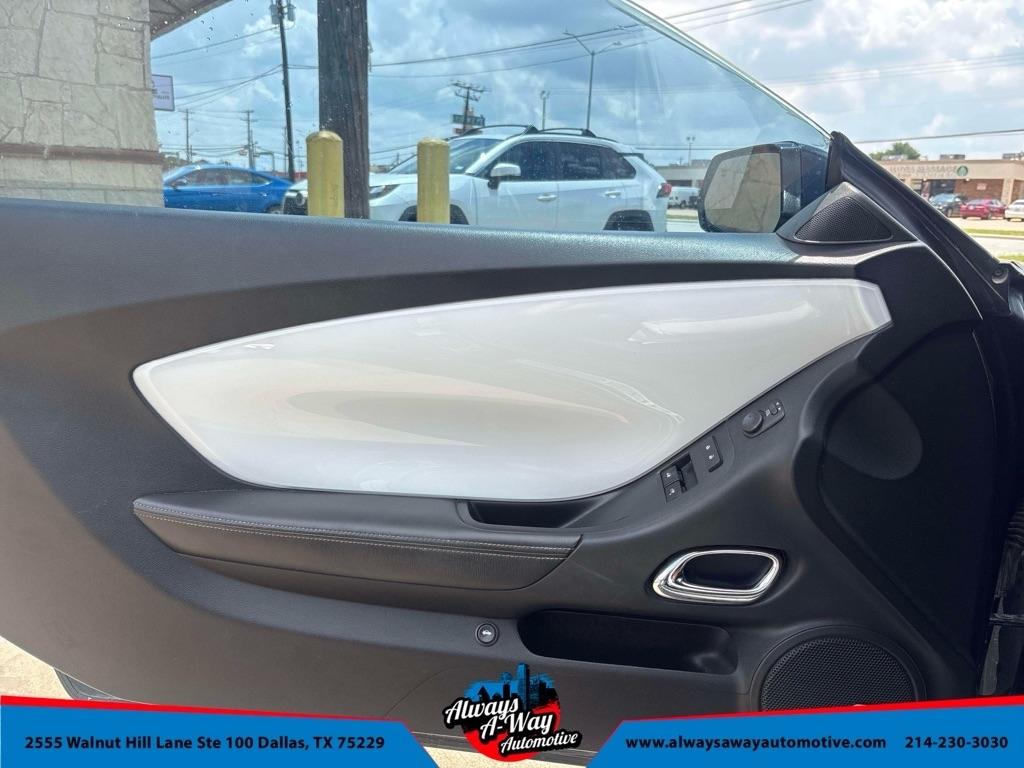 Chevrolet Camaro Coupe 2LT 2012