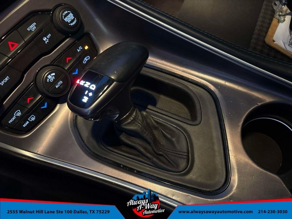 Dodge Challenger SXT 2019