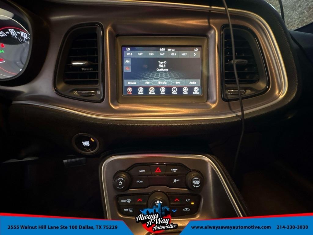 Dodge Challenger SXT 2019