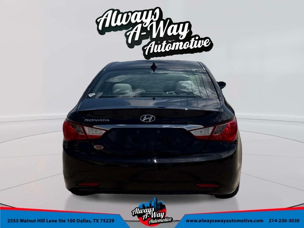 Hyundai Sonata GLS 2013