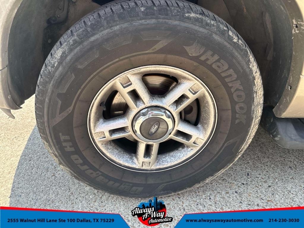 Ford Explorer Eddie Bauer 2WD 2002