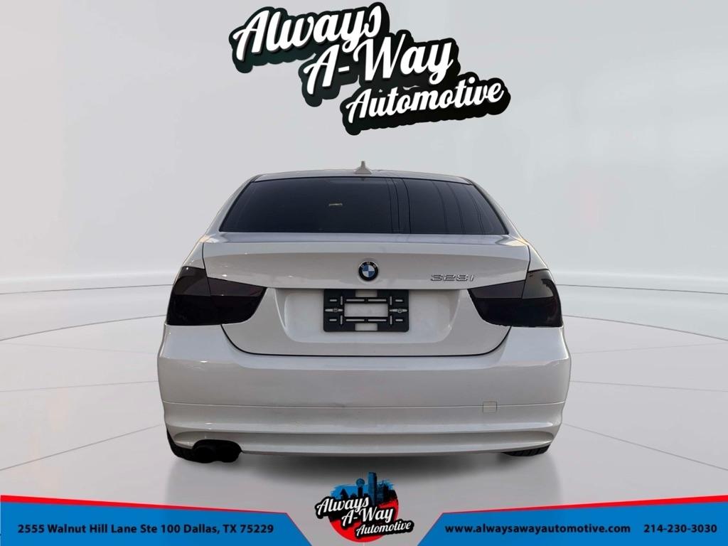 BMW 3-Series 328i 2011