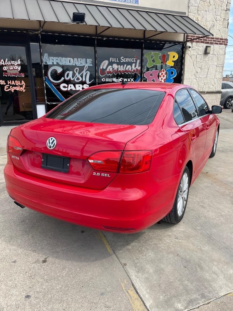 Volkswagen Jetta SEL 2011