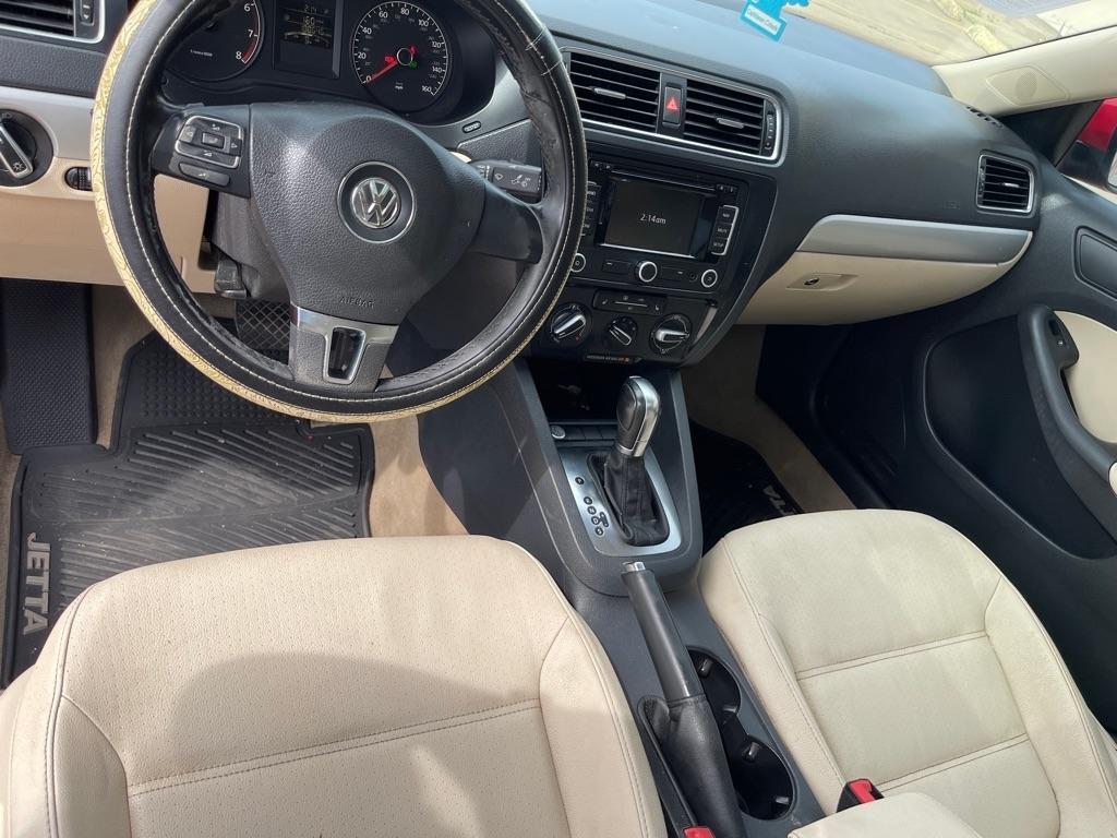 Volkswagen Jetta SEL 2011