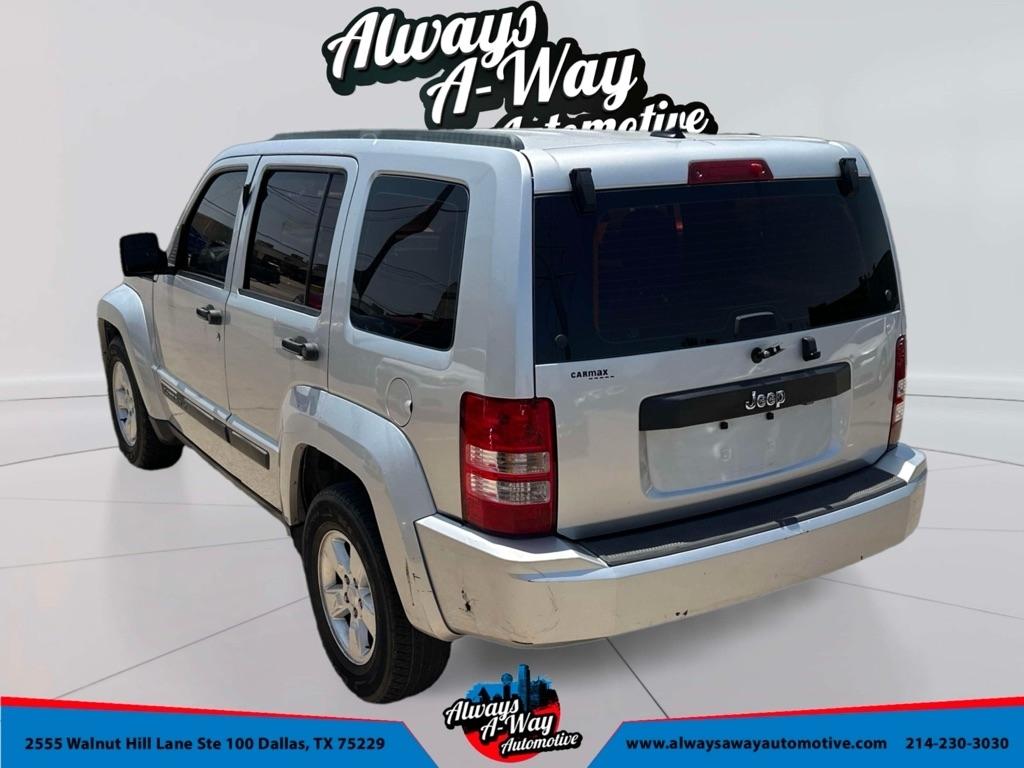 Jeep Liberty Sport 2WD 2012