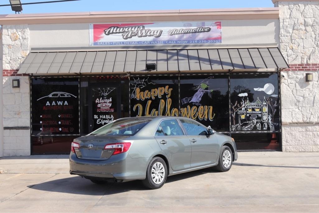 Toyota Camry L 2012