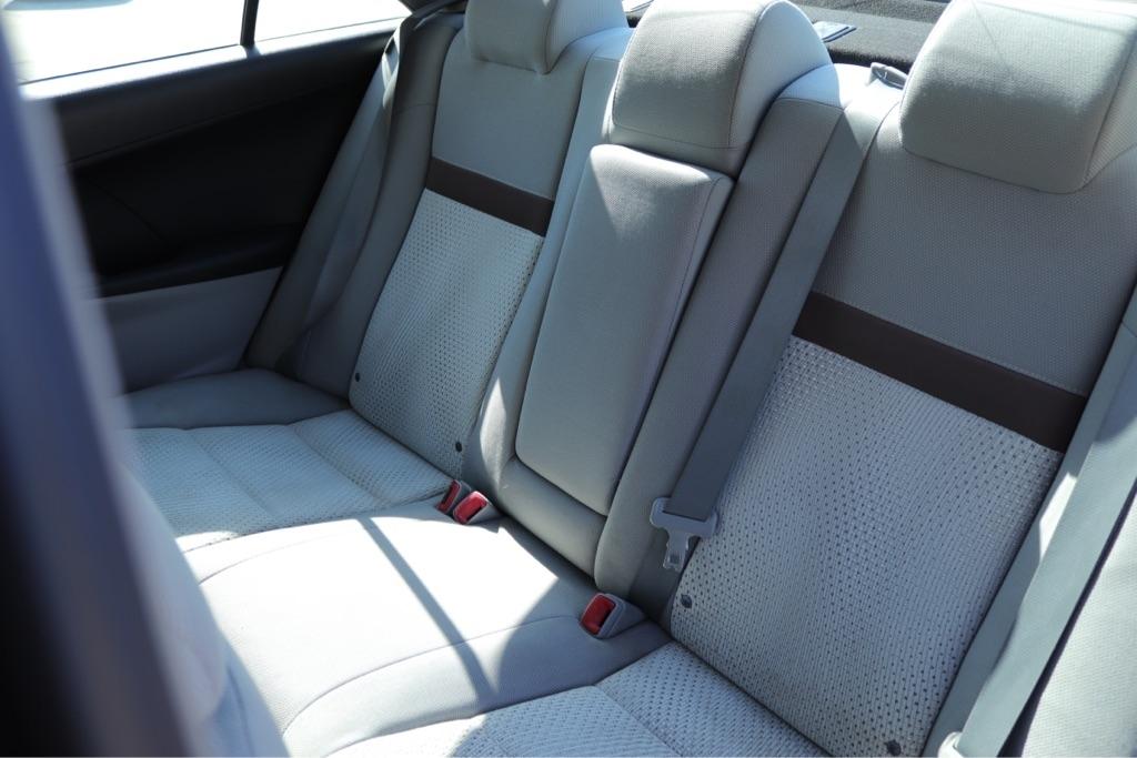 Toyota Camry L 2012
