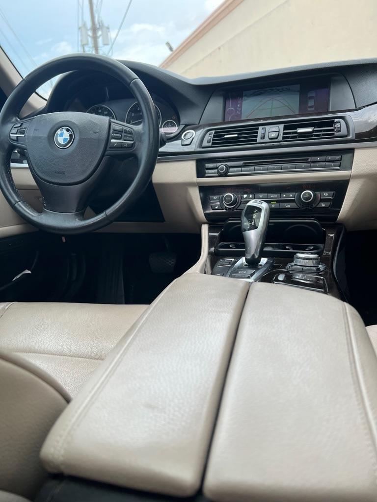 BMW 5-Series 535i 2012