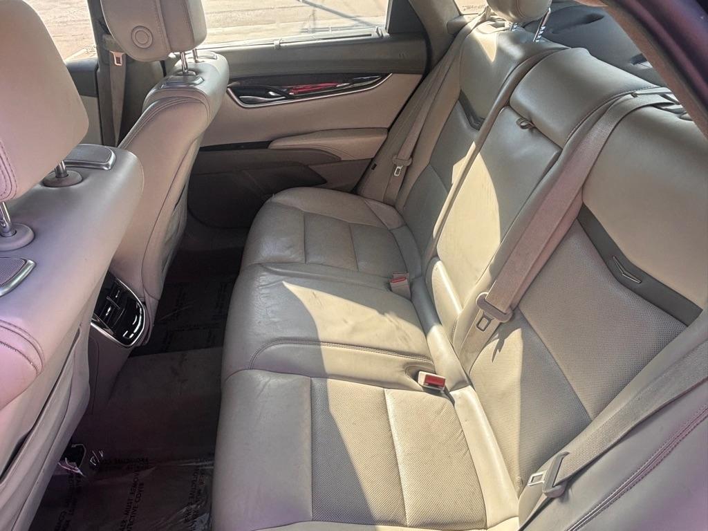 Cadillac XTS Platinum 2013