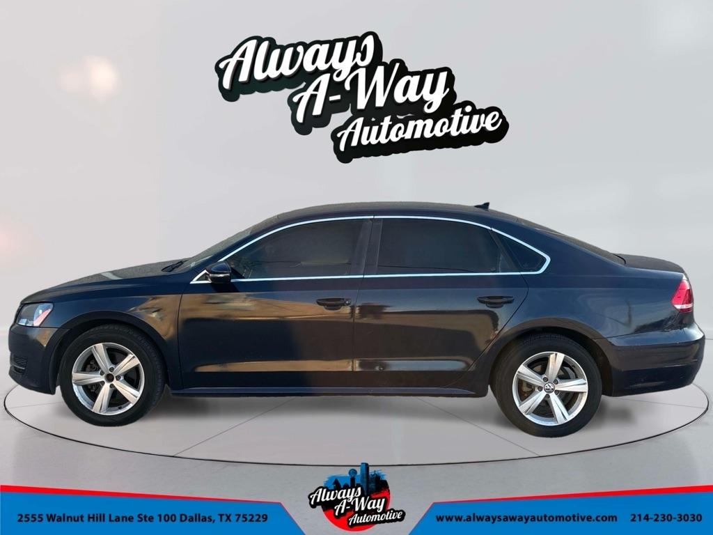 Volkswagen Passat 2.5L SE AT 2012