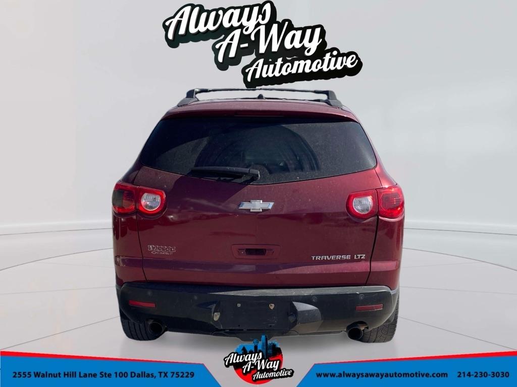 Chevrolet Traverse LTZ FWD 2010