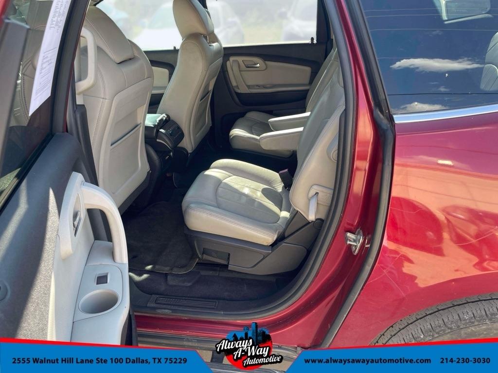 Chevrolet Traverse LTZ FWD 2010