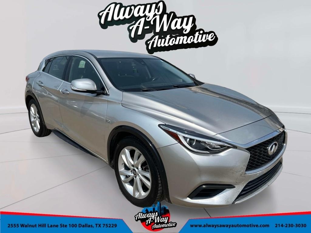 Infiniti QX30 Base 2018