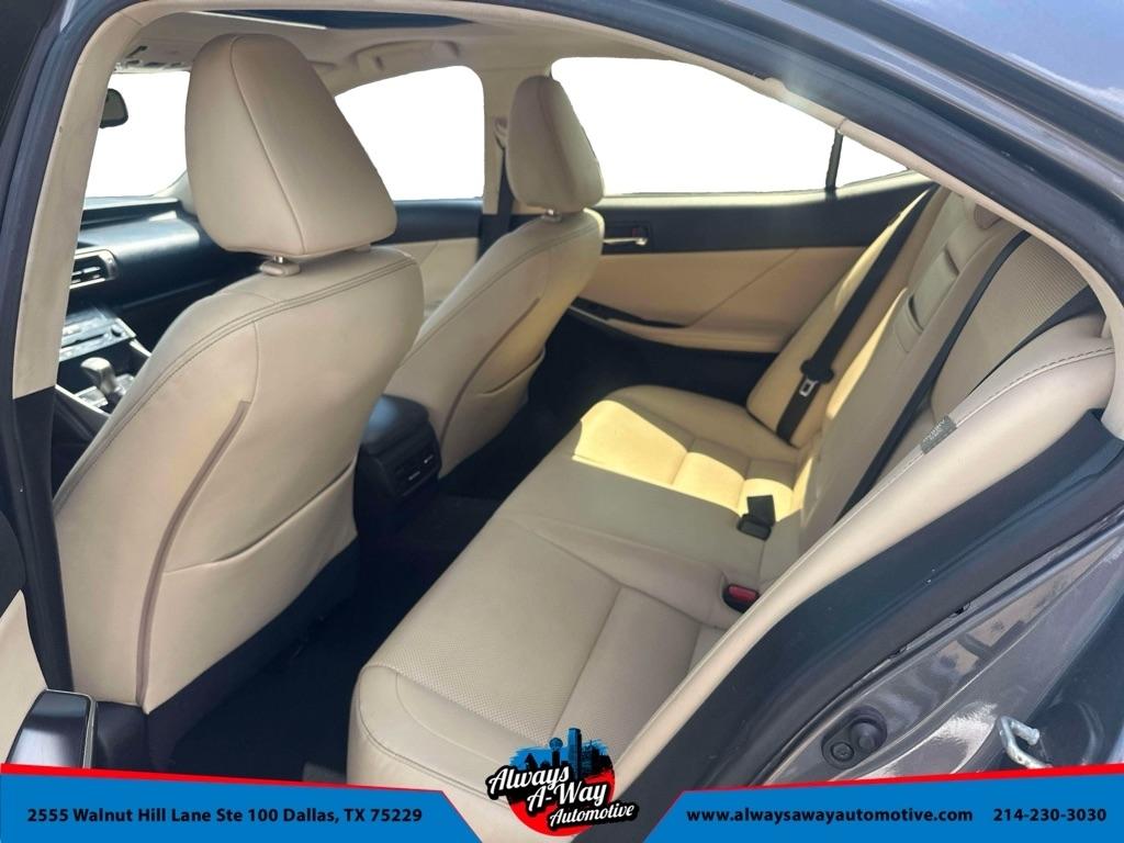 Lexus IS 250 RWD 2014