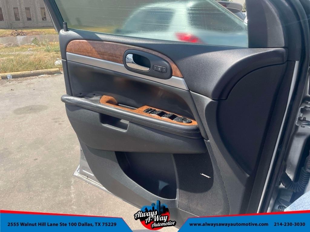 Buick Enclave Leather FWD 2012