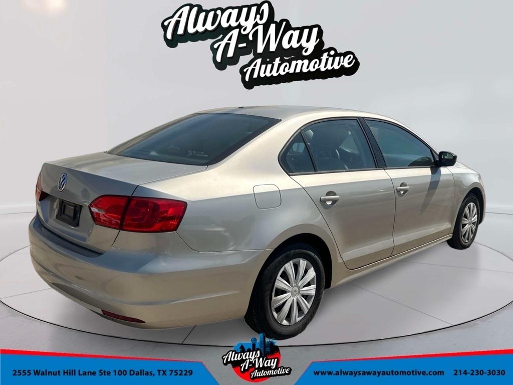 Volkswagen Jetta S 2014