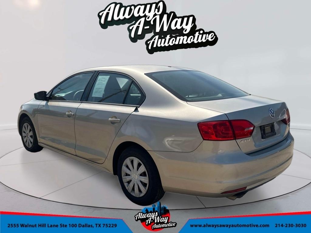 Volkswagen Jetta S 2014