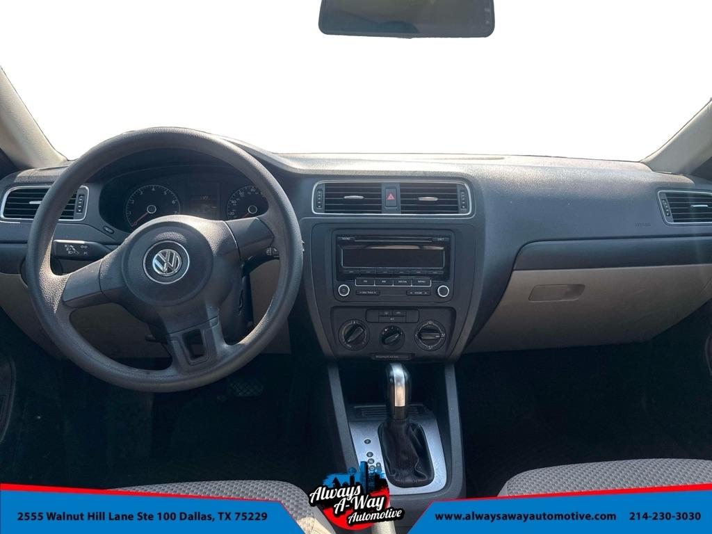 Volkswagen Jetta S 2014