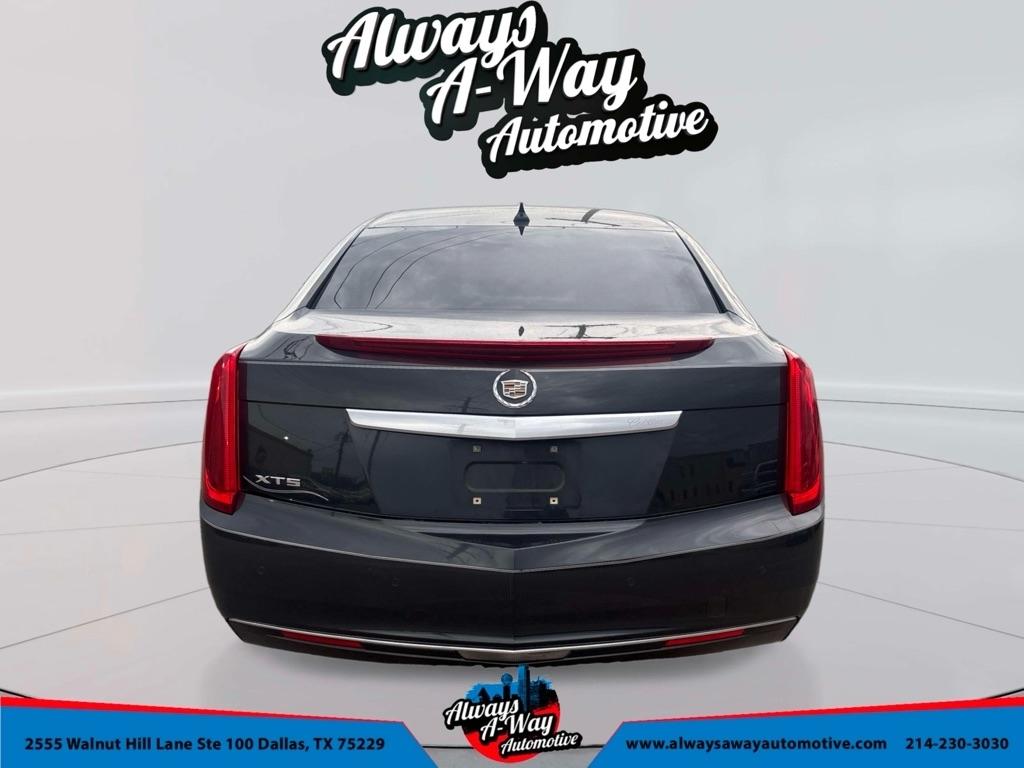 Cadillac XTS Base 2013
