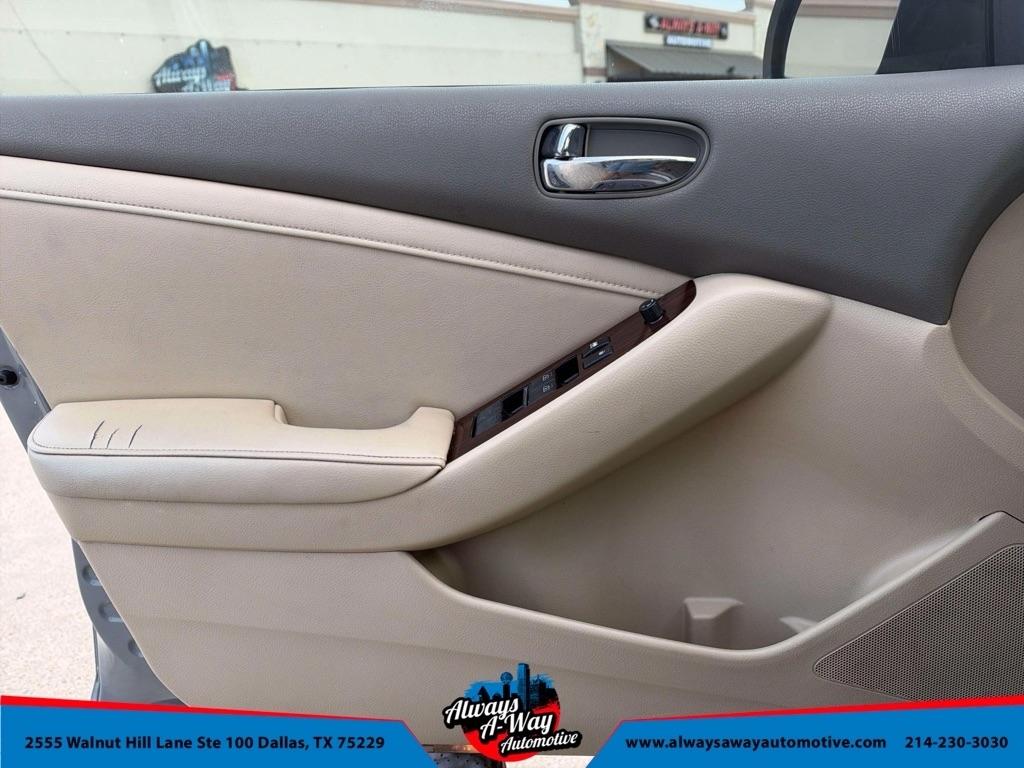 Nissan Altima 2.5 2012