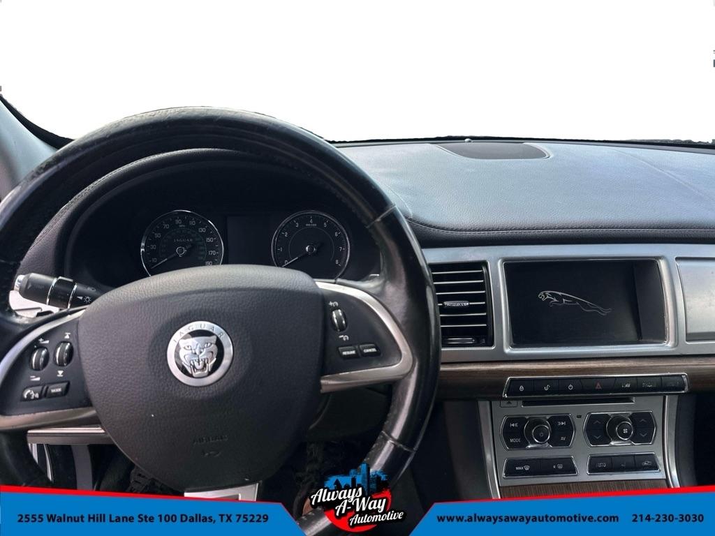 Jaguar XF-Series XF 2012