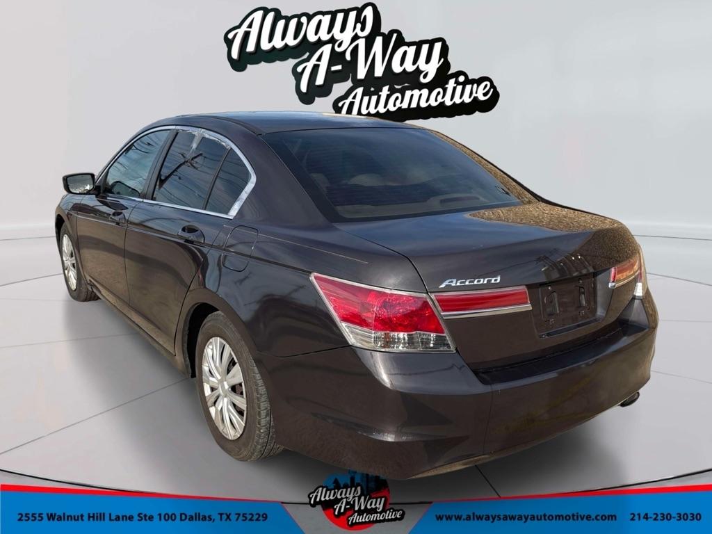 Honda Accord LX sedan AT 2012