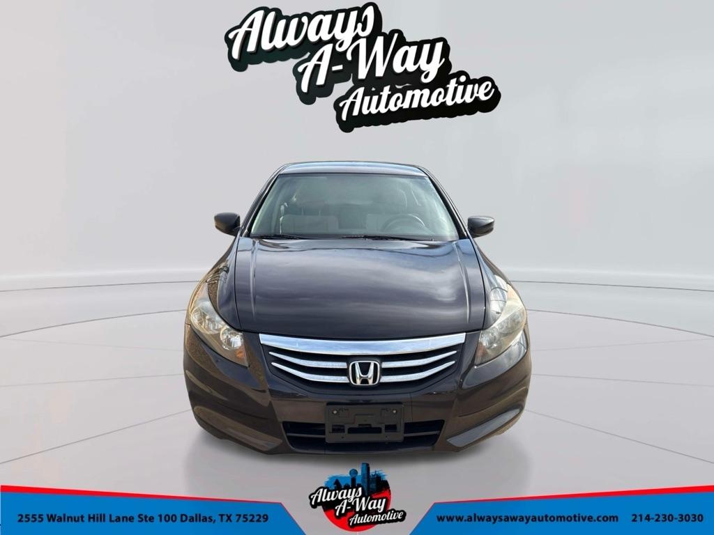 Honda Accord LX sedan AT 2012