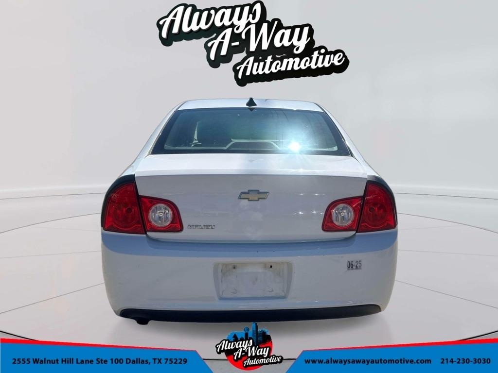 Chevrolet Malibu LS 2012
