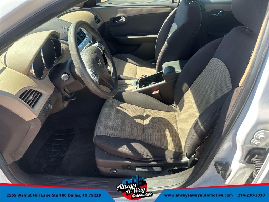 Chevrolet Malibu LS 2012
