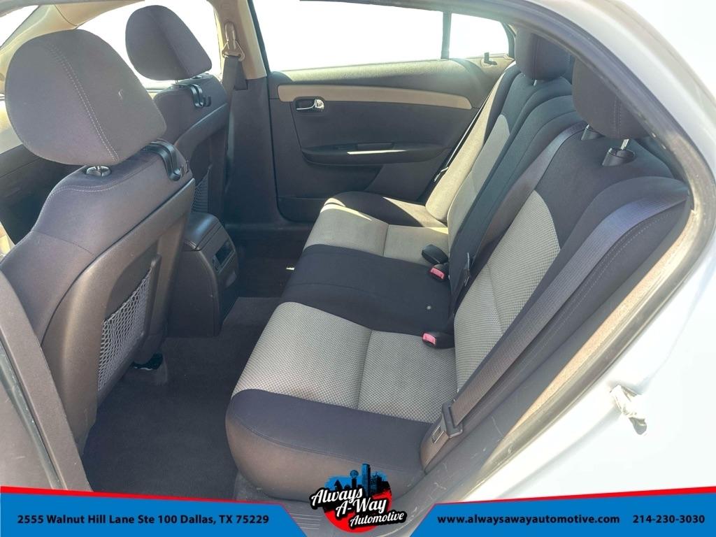 Chevrolet Malibu LS 2012