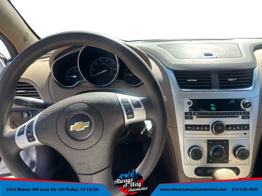 Chevrolet Malibu LS 2012