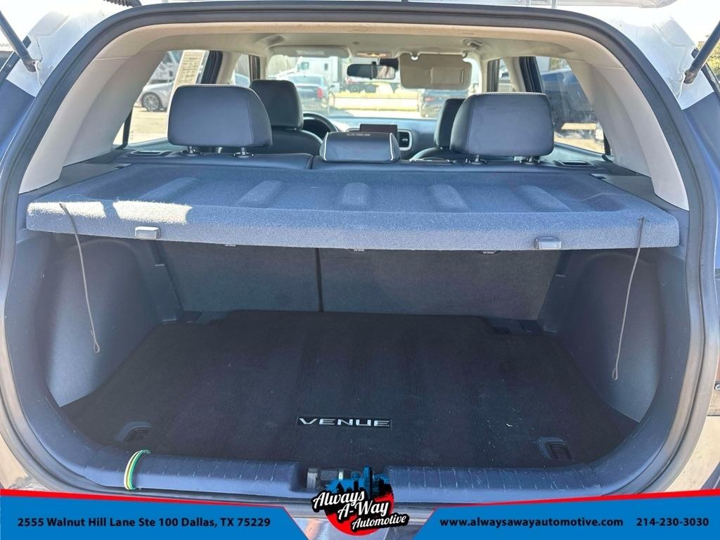 Hyundai Venue SEL 2021
