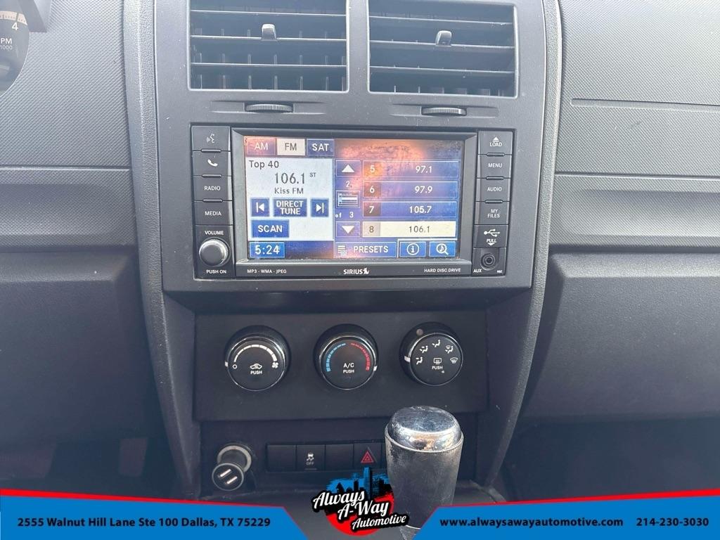Dodge Nitro Heat 2WD 2011