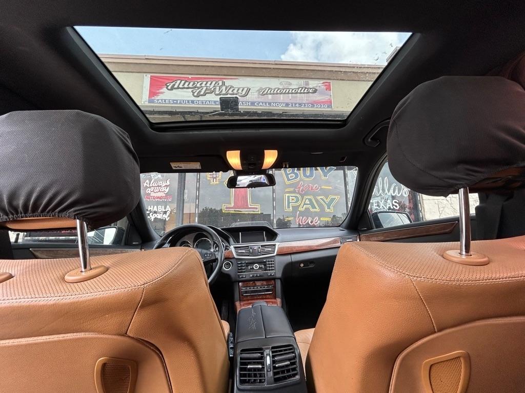 Mercedes-Benz E-Class E550 Sedan 2011